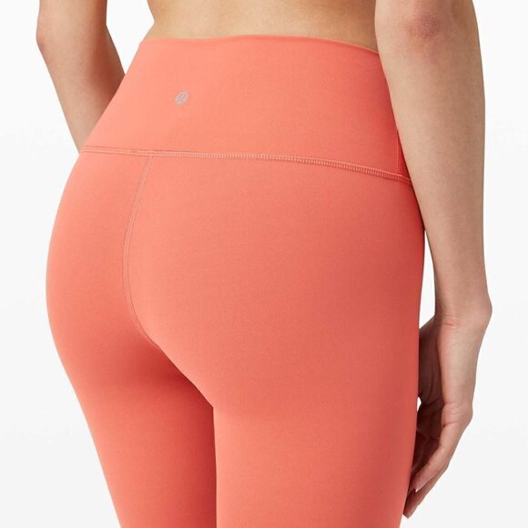 EUC Lululemon | Wunder Under High-Rise Tight 28" *Full-On Luxtreme Size 6 - Picture 3 of 6